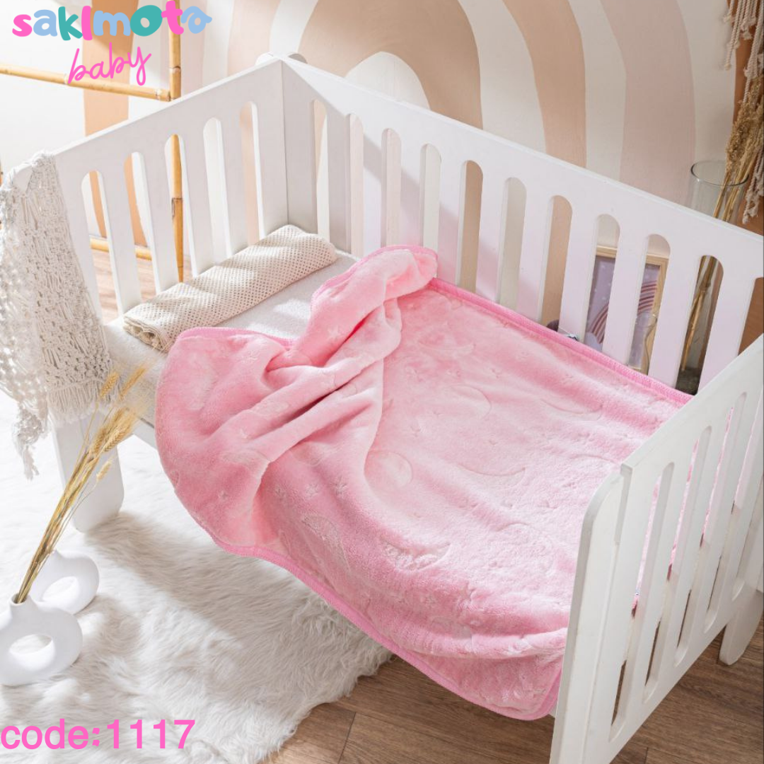 Plain crescent-shaped blanket, two layers