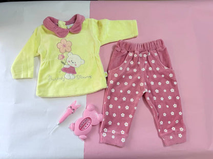 - بيجامة مواليد قطيفة