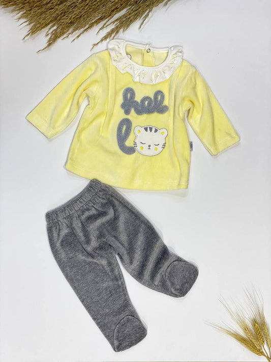 بيجامة مواليد قطيفة